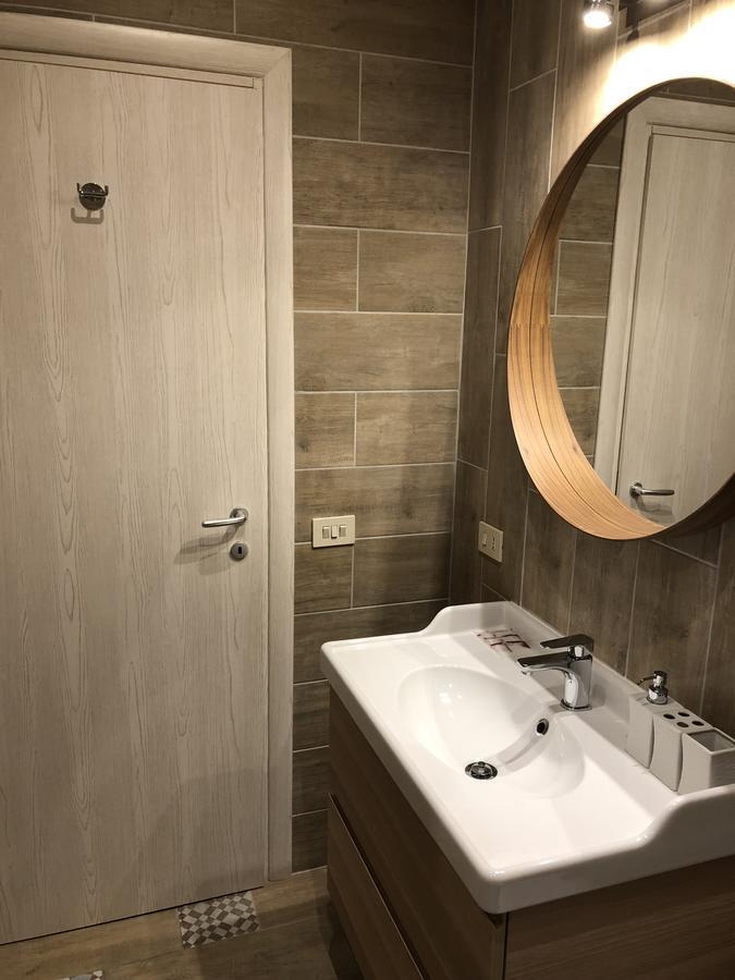 Hotel Le Petit Real à Rome Extérieur photo